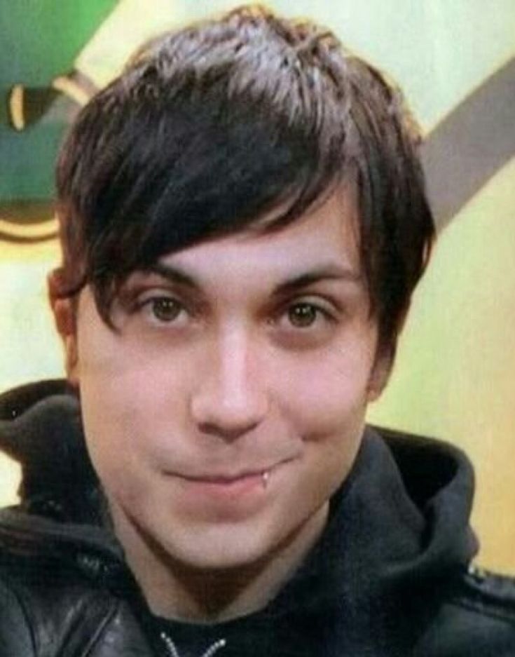 ifihadtheguts_'s tweet image. that damn smirk bro