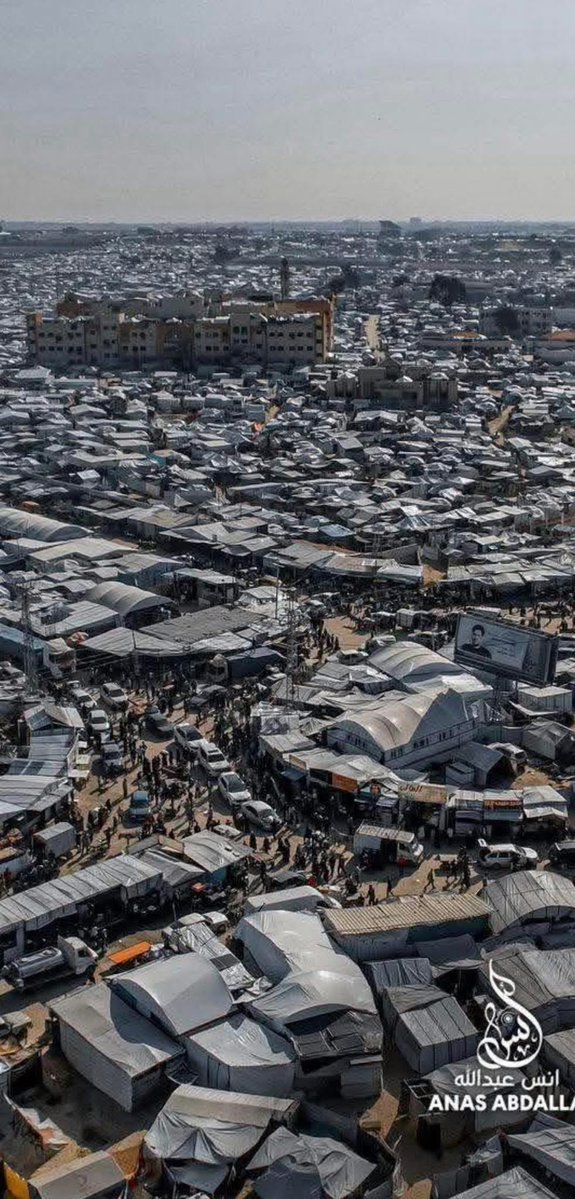 mhdksafa's tweet image. Five children died from hypothermia in makeshift tents.

Cold is not a natural disaster when shelter is denied. Israel prevented the entry of mobile homes and shelters. 

Gaza is suffering from an Israeli-made crisis. This suffering is being manufactured by policy, not weather.