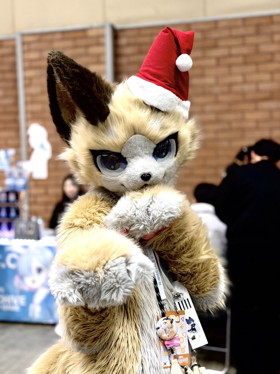 shellpwe's tweet image. #fursuit #furry #着ぐるみ #서코

이렇게 생긴 아이를 보셨다면 편하게 올려주셔도됩니다! 

📸 : @jamitjoe