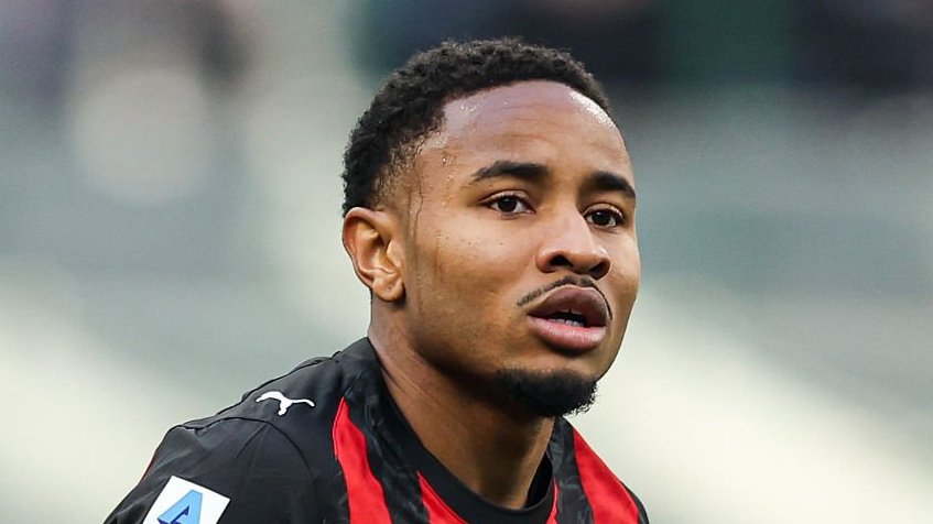 L'acquisto di Nkunku ha creato discussioni all'interno della dirigenza, non tutti erano d'accordo sul fare quest'operazione. È stata fatta perché veniva considerata una grande occasione di mercato prenderlo a 38M. Il Milan è pronto ad ascoltare offerte già a gennaio

<a href="/86_longo/">Daniele Longo</a>