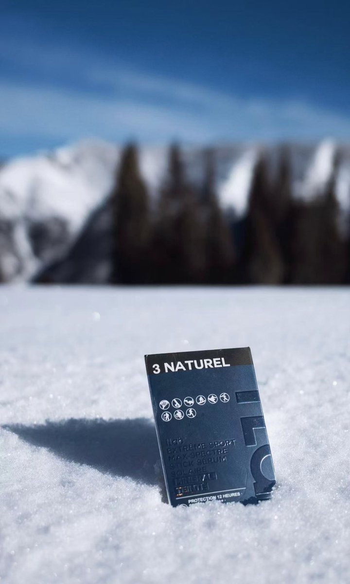 iLab101's tweet photo. iLab sunscreen stick——Your all-in-one mountain stick, SPF50 PA++++
During: snow-proof &amp; sweat-proof, no white streaks.
After:one stick, 12-hour shield, no need to reapply.
One stick = sunscreen + primer + concealer + contour. Travel light, ski hard.
#iLab #SkiMustHave #Multiverse https://t.co/EHXmocf3XW