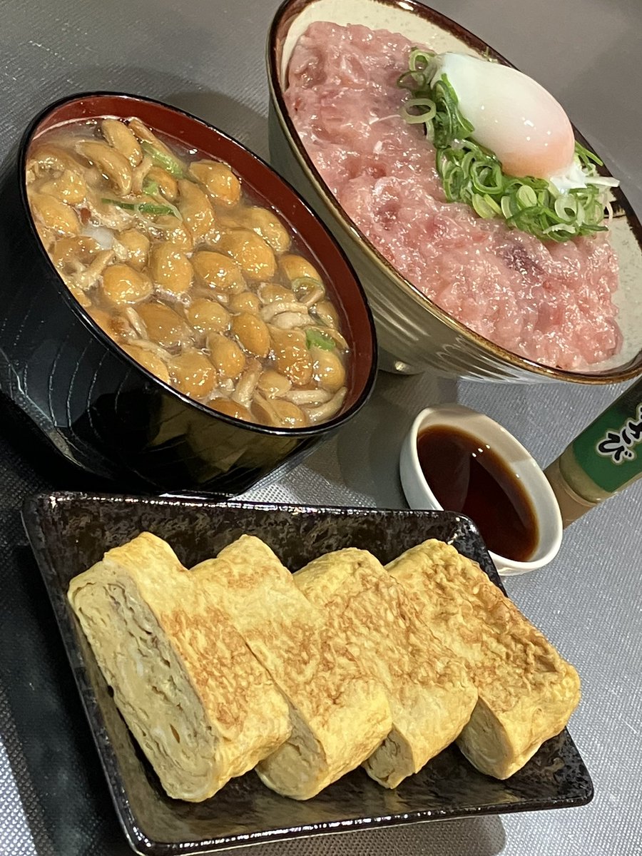 sense_kabu's tweet photo. 今日は卵焼き&amp;ネギトロ丼定食を食べました。おいしかったです。 https://t.co/JsBsqO1P3O