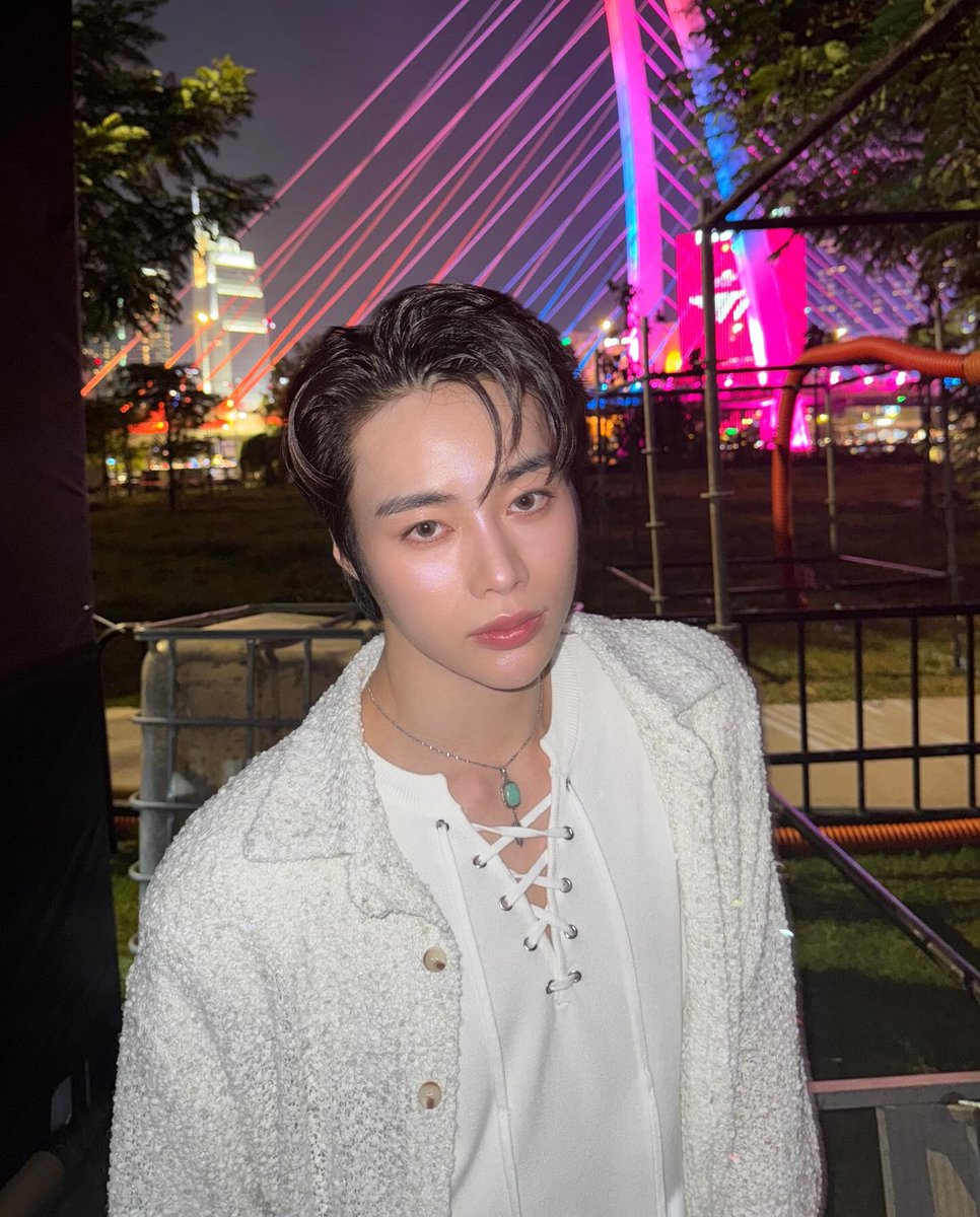 HanBiniEyewoniE's tweet image. 251222 #TPSTargram

MISS COSMO 2025 THE GRAND FINALE BEAUTY &amp;amp; MUSIC FESTIVAL🎉🎤
instagram.com/p/DSj5Id1kTZ4/

#TEMPEST #템페스트 #한빈 #HANBIN #MissCosmo2025 #MissCosmo #CosmoBeautyMusicFest