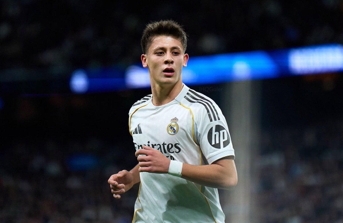 📊 Most big chances created for Real Madrid in LaLiga so far:

• (8) Arda Güler — 1,138’ 
• (7) Kylian Mbappé — 1,570’
• (6) Vinícius Jr — 1,325’
• (5) Rodrygo — 558’
• (4) Tchouaméni — 1,305’
• (3) Federico Valverde — 1,384’
• (3) Jude Bellingham — 1,011’

via <a href="/FotMob/">FotMob</a>