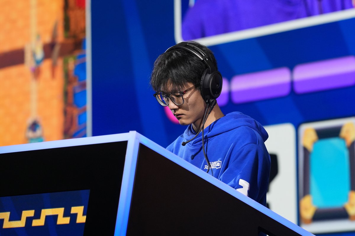 EsportsRoyaleEN's tweet image. Would you agree that Frontier Guard was the breakout star of the #CRL25 World Finals? ⭐️