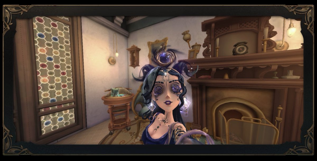 TemaTV3's tweet photo. I'm playing Identity V. Fancy a game? https://t.co/0xhzLDV6ug
