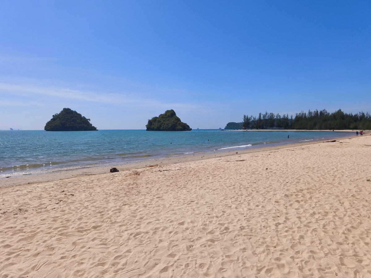 Phuket_Sammy's tweet image. Just go 10 minutes in either direction from Ao Nang central, and you're back in paradise. 🤌👍😍🇹🇭

Lesson learned. 

#Krabi