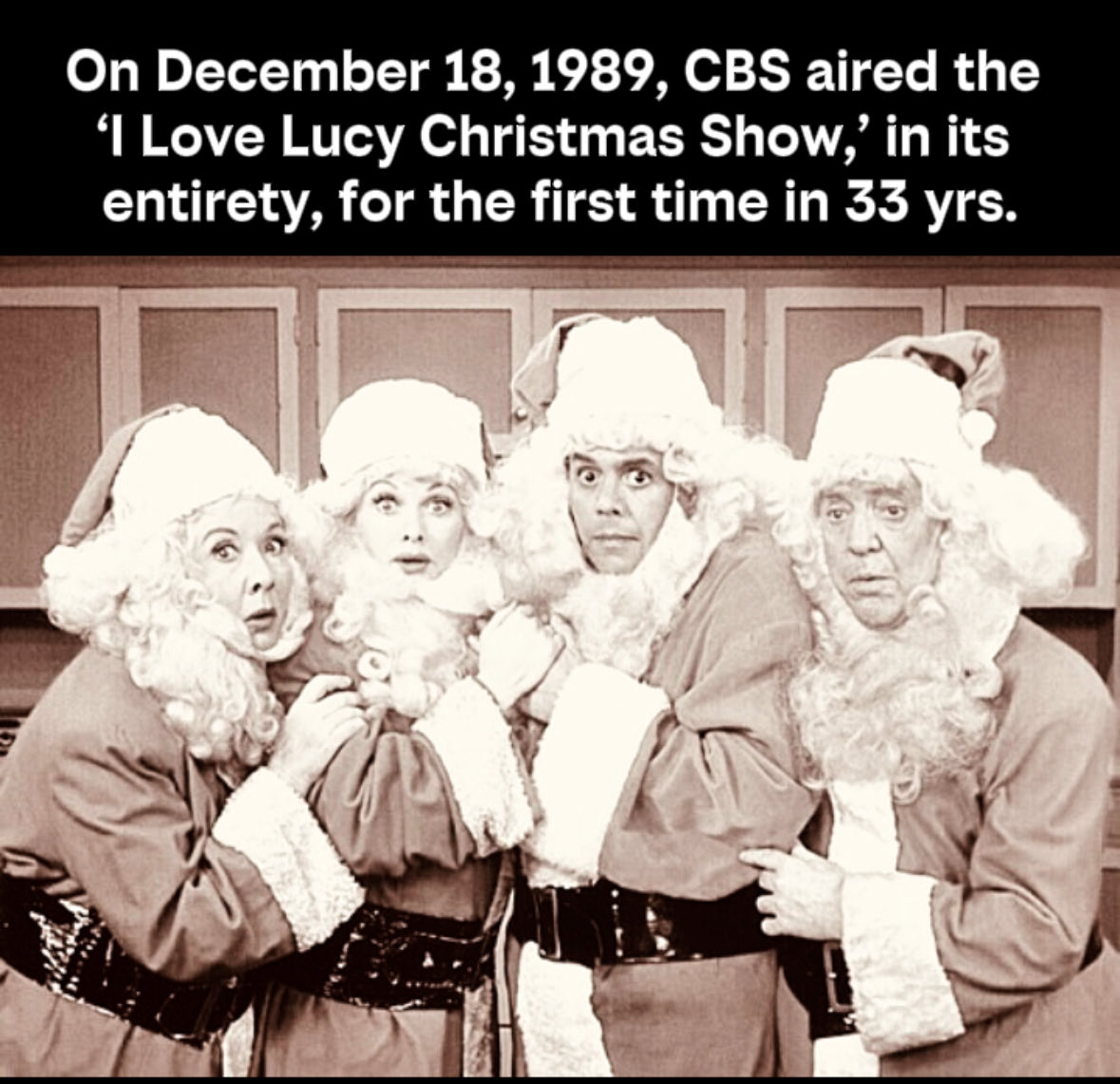 🎄 On December 18, 1989, CBS aired the I Love Lucy Christmas Show in its entirety for the first time in 33 years — reuniting audiences with one of television’s most beloved holiday moments.

For many families, it wasn’t just a rerun. It was a rediscovery — proof that great comedy
