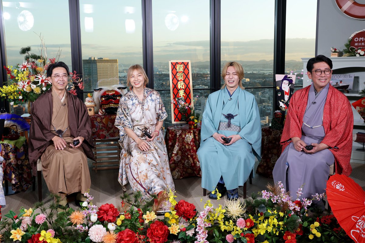 tx_ietsuite_777's tweet photo. ／
📣情報解禁！🙌
ゲストは #山口智子＆#松田元太(Travis Japan)！
新年の㊙抱負を書初めで披露…!?
＼

📺1月2日(金)夜8時55分～放送！
『#家ついて行ってイイですか』
🎍新春2時間スペシャル🎍

2026年🐎のお正月は『家、ついて行ってイイですか？』で、心温まるひとときをお過ごしください！👀✨ https://t.co/f3vIoHKFlN
