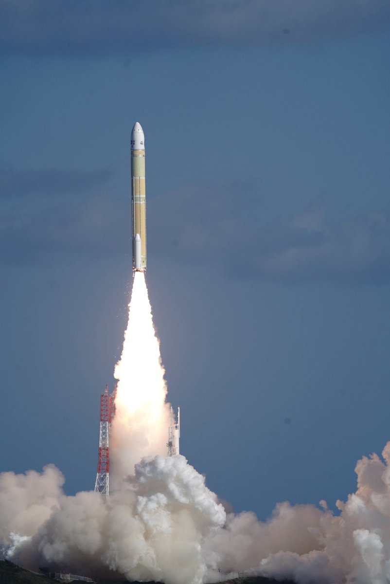 H3ロケット8号機、綺麗に撮れたロケットだけでも見てください🚀 種子島