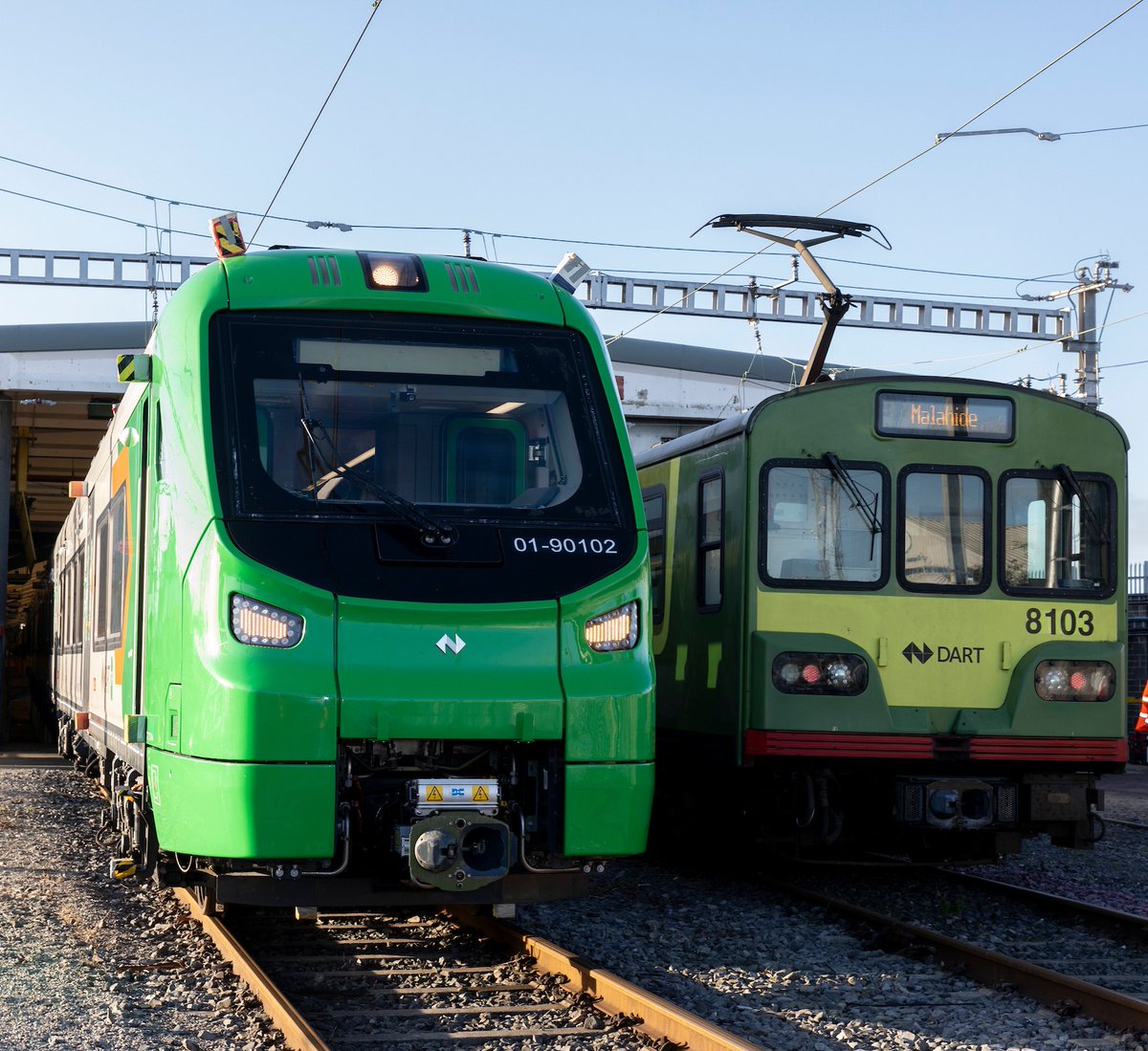 IrishRail's tweet image. 100 more NEW DART carriages now on order!  Latest order will replace original 1984 fleet, and brings to 285 total ordered to date.  Entering service from 2027. @TFIUpdates @Dept_Transport

Full info: irishrail.ie/en-ie/news/thi…