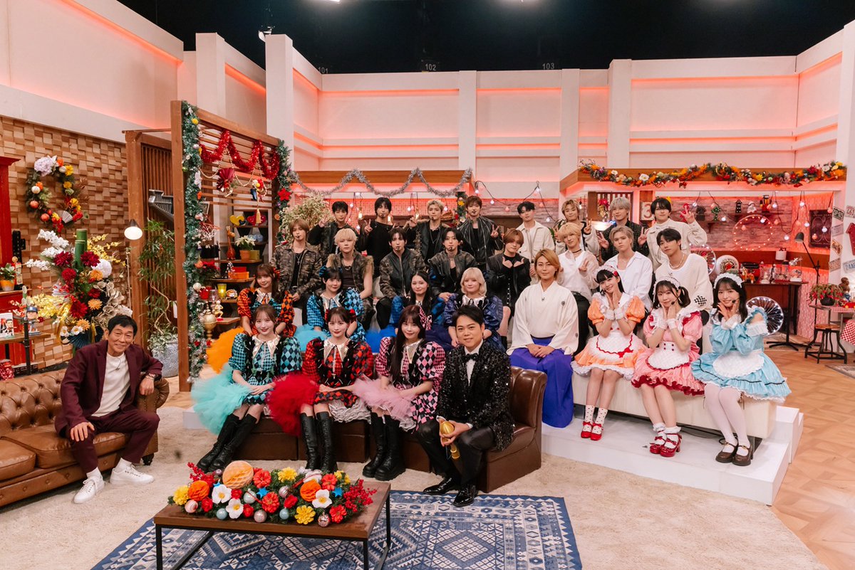 Kstyle_news's tweet photo. &amp;TEAM、明石家さんまと共演✨

▼12月28日放送の音楽特番「明石家紅白！」に出演‼️
https://t.co/z5hyfIciKF

#andTEAM #明石家さんま #明石家紅白！ https://t.co/PApJSJAekk
