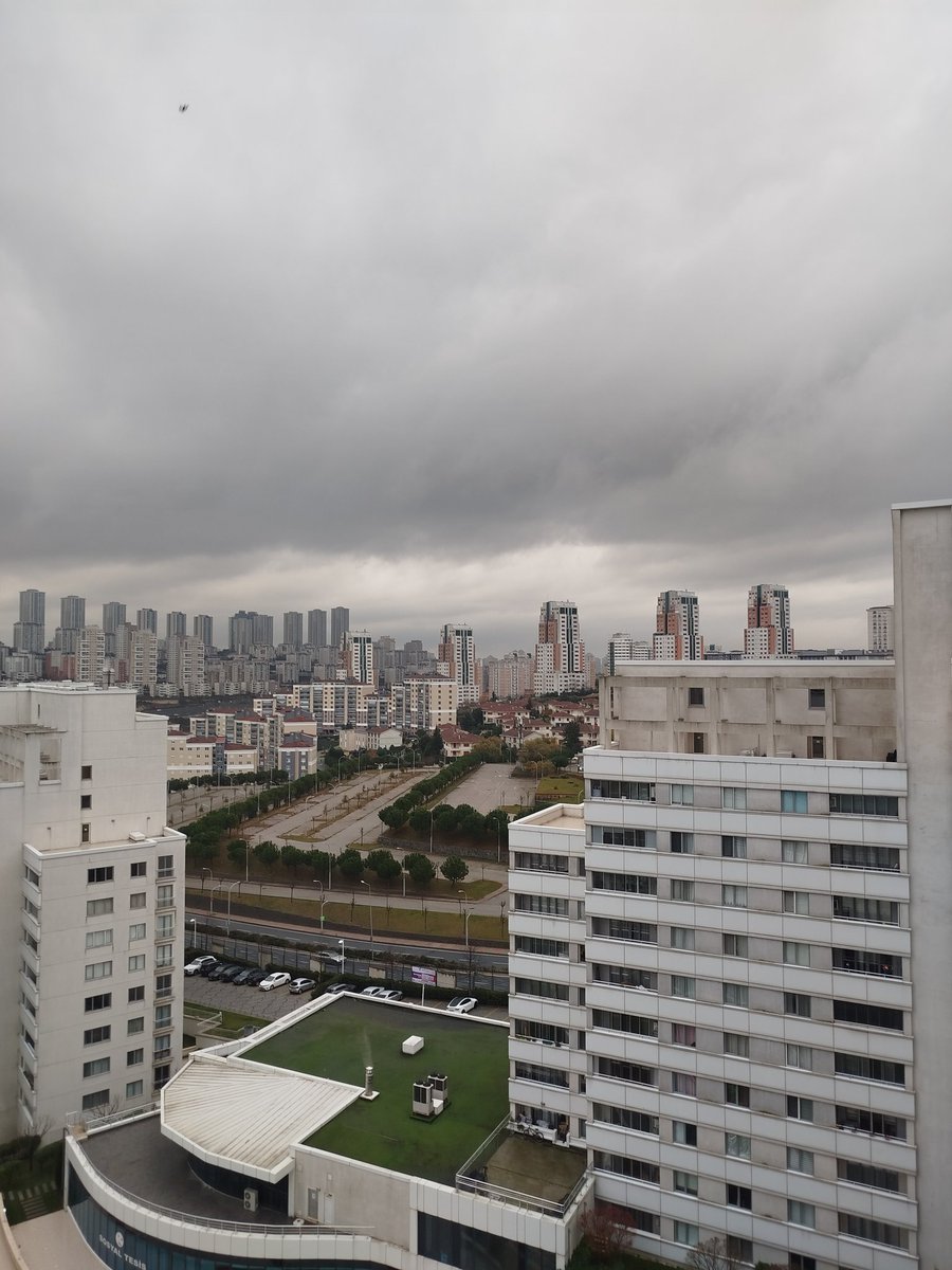 Havalar nasıl olursa olsun sizin havanız yerinde olsun.
Günaydın