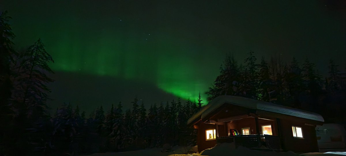 TeaMaria48's tweet photo. #nature #lapland #winter #auroraborealis #northenlights #valokuvaus #honor200prophotography #visitlapland #finland #sky #night https://t.co/YuB0tzWyNV