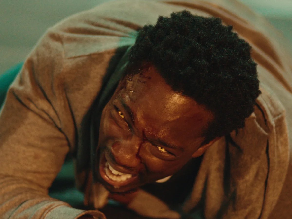 MagicHandz's tweet photo. This series started off extremely slow and they didn’t give answers until the season finale … they were acting their ass off and hopefully season 2 is good. I definitely needs more. #SUPACELL ⭐️⭐️⭐️ https://t.co/1jTfQs3LO5