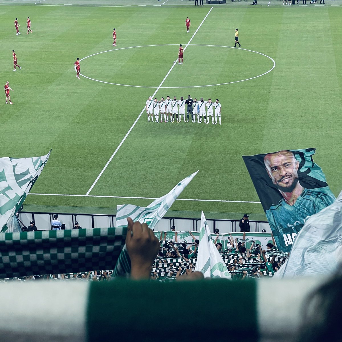 3ghn3's tweet image. اليوم اللي يلعب فيه الاهلي تصحى الارض مبسوطة ! صباح الاهلي 💚