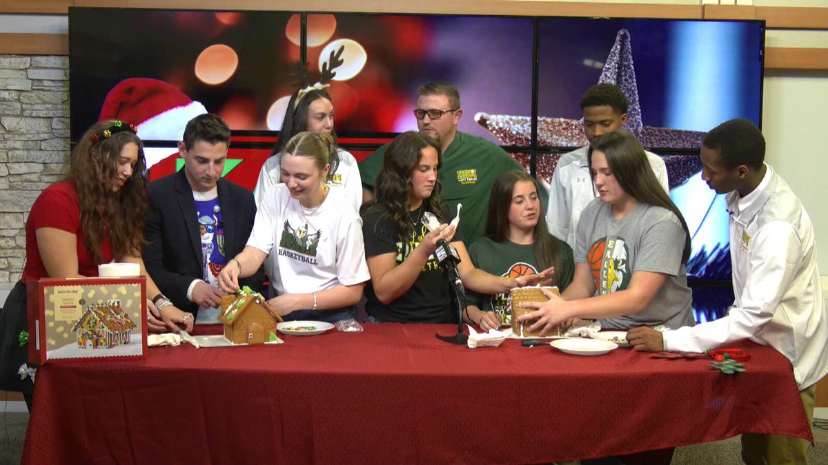 KALBSports's tweet image. The return of the SportsNite gingerbread house competition, this time featuring the Menard Lady Eagles Basketball team! 

Vote for who you think built the best gingerbread house in our poll here! 
&amp;gt;&amp;gt;&amp;gt; kalb.com/2025/12/22/spo…