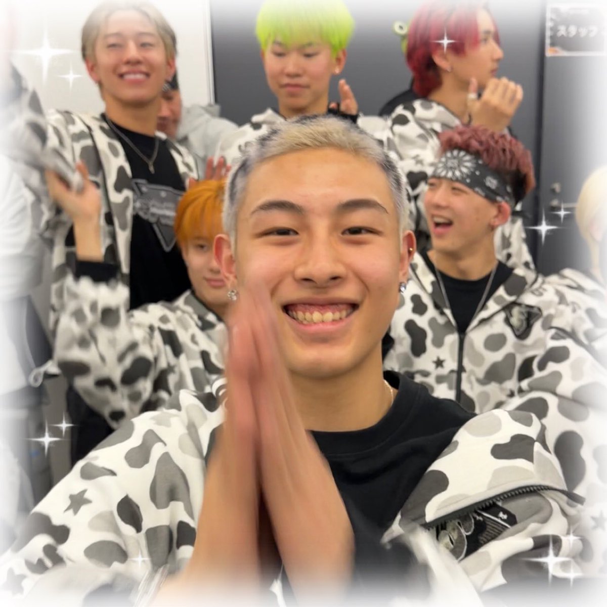 _shunchan15_'s tweet image. ファンミ会えないの寂しいけどゆっくり休んで体調戻してね🥺🤍いつも楽しませてくれてありがとうね🥲復活してバチバチに踊るしゅんちゃん見るの楽しみにしてる🫶🏻にこにこしてるしゅんちゃんがだいすきだよー🤍✨お大事に🙏🏻⭐️#LDHSCREAM愛を叫びたい #LDHSCREAM #SHUNNOSUKE