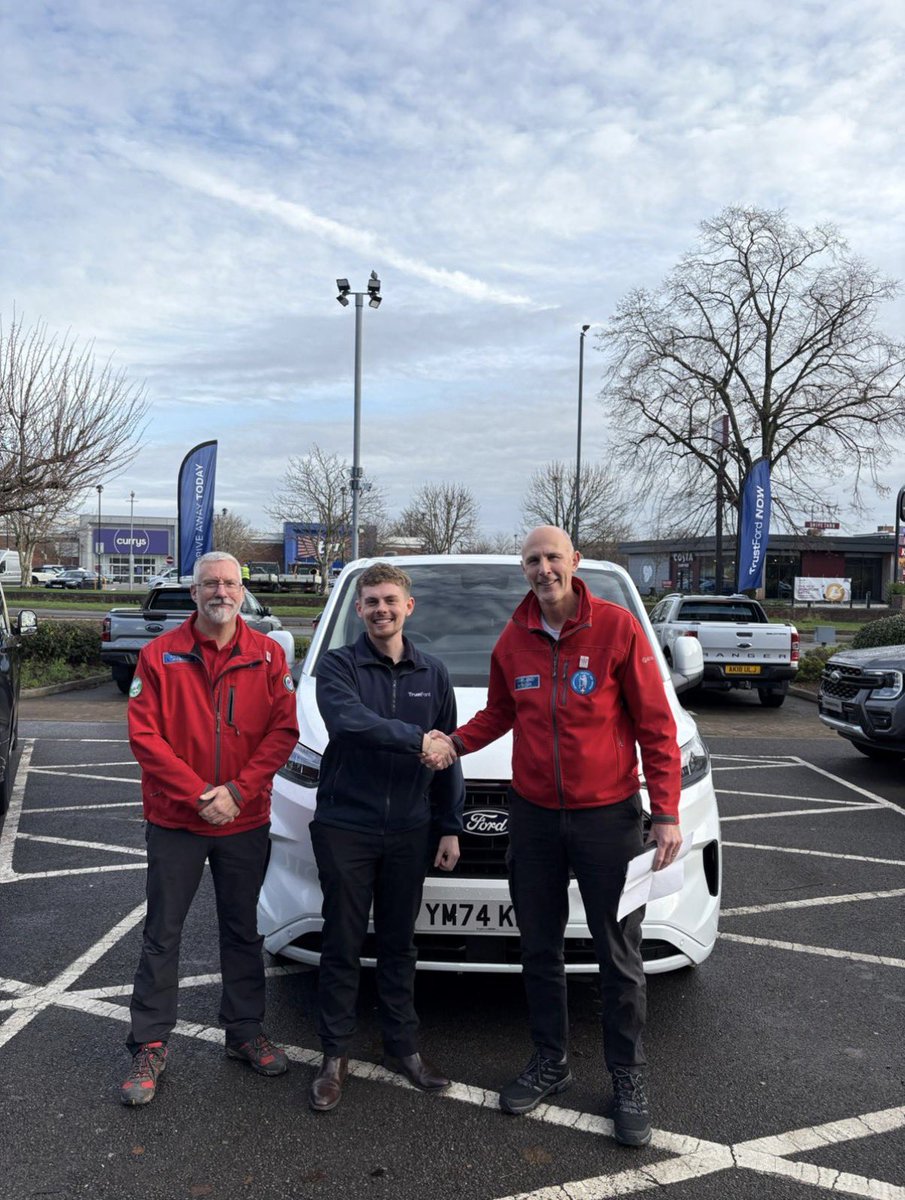 🚐 A huge thank you to Trust Ford Bristol for supplying our latest vehicle. Their support helps our volunteers respond quickly when it matters most.

👀 Keep an eye on our socials as we reveal more soon!

#WarwickshireSearchAndRescue #TrustFord #ThankYou