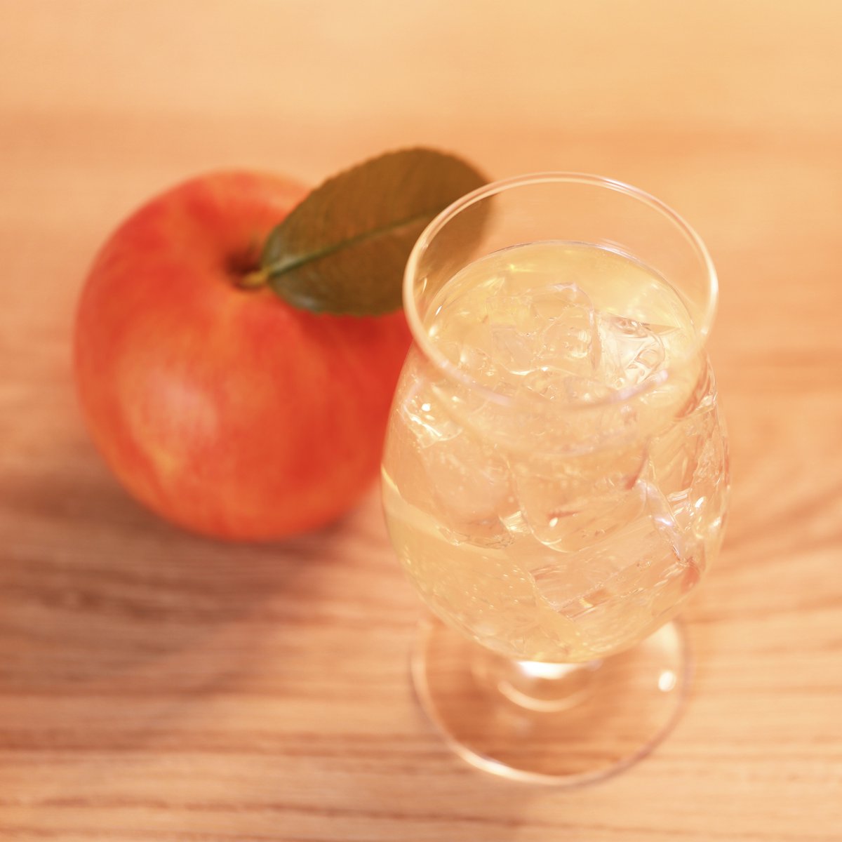 KURAND_INFO's tweet photo. 【贅のりんご蜂蜜サワー】
贅を極めたりんごサワーの到達点