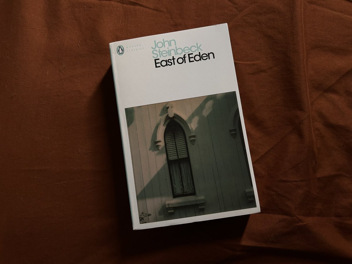 kafrainz's tweet image. Recently bookhaul and my first penguin archive.