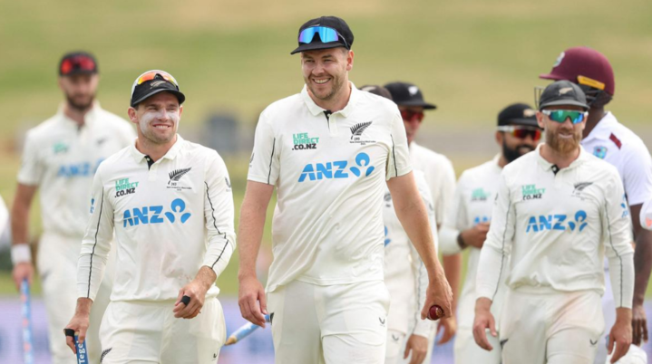 six6scricket's tweet photo. New Zealand  vs West Indies, 3rd Test:New Zealand defeated the West Indies by a margin of 323 points to win the series.

https://t.co/5nhQJWCdPt

#Six6s #Six6s6 #Six777 #cricket #cricketlive #NZvsWI #NewZealand #WestIndies #JacobDuffy #AjazPatel https://t.co/lBYmW94qJQ