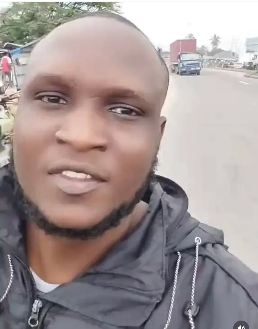 Kiutani utani huyu jamaa naye tunaweza kumsahau kama mdude na wengineo tuendelee kupaza sauti kama ana kesi apelekwe mahakamani ase. Sijui kwa nini watu wanaopigania haki ndio maadui wakubwa kwenye nchi hii💔
#FreeLoyore 

<a href="/MariaSTsehai/">Maria Sarungi Tsehai</a> @sativa255 <a href="/Twaha_Mwaipaya/">Twaha Mwaipaya</a>