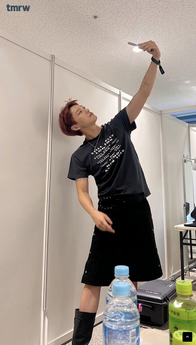 judyxxn's tweet image. 썸소 아티스트 팔찌 같은 거 보면 공연 끝나고 나서 인가? 개좋은데