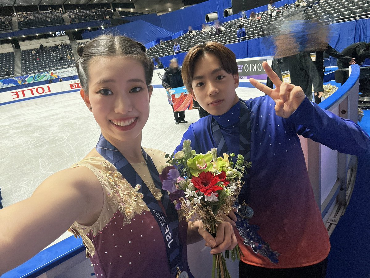 全日本ジュニア⛸️沢山の応援、
本当にありがとうございました🙏
ジュニアラストシーズンに代々木第一体育館で滑ることができ、優勝できてとても幸せでした。
世界ジュニアに向けて約2ヶ月精進して参ります！

沢山のプレゼントもありがとうございました。

#かほゆう