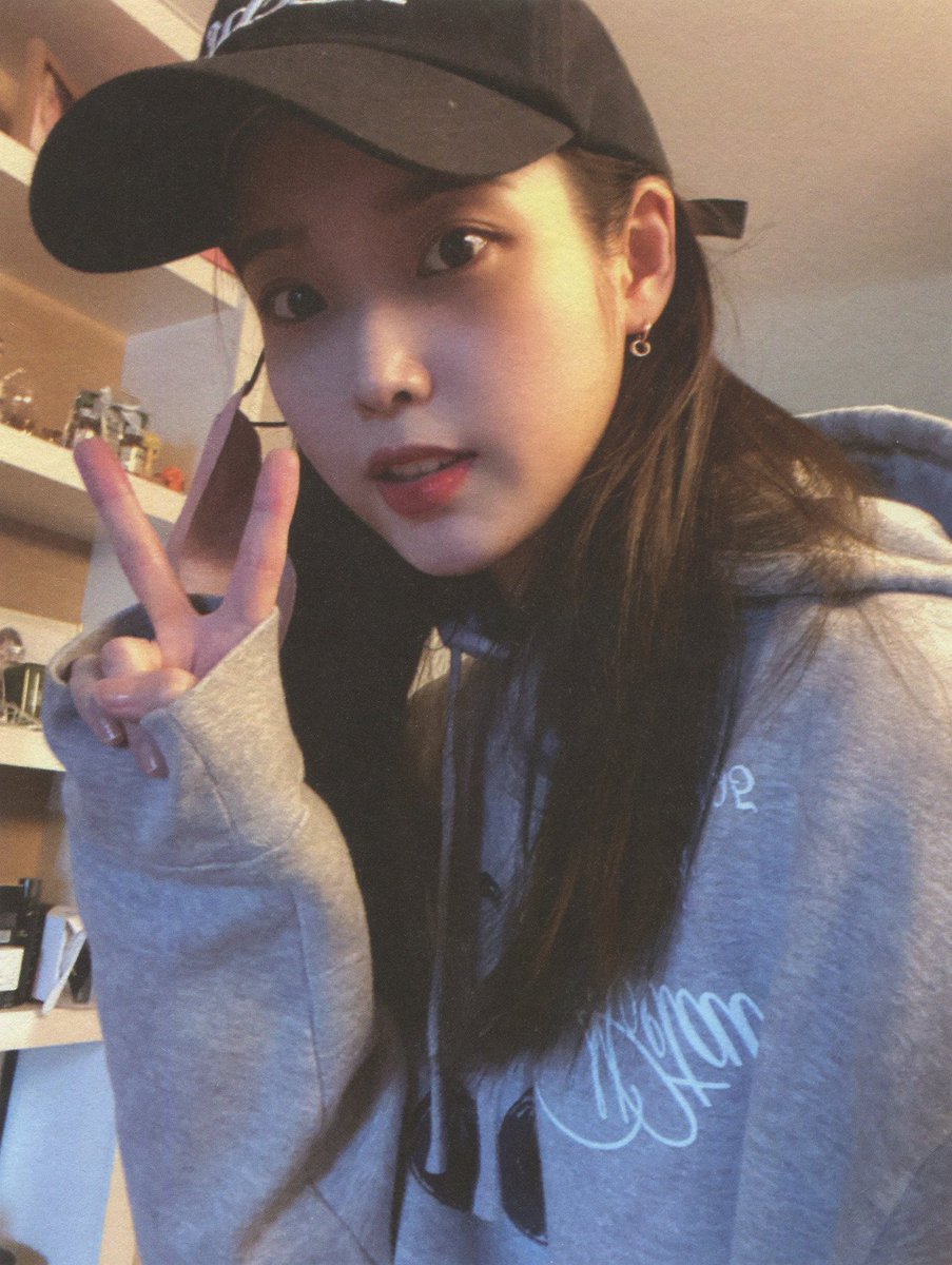 ff__516's tweet image. 짖어댈수록 더 잘 되는 거 짜릿하고 재밌어 아이유가 제일 재밌어🫠🫠🫠