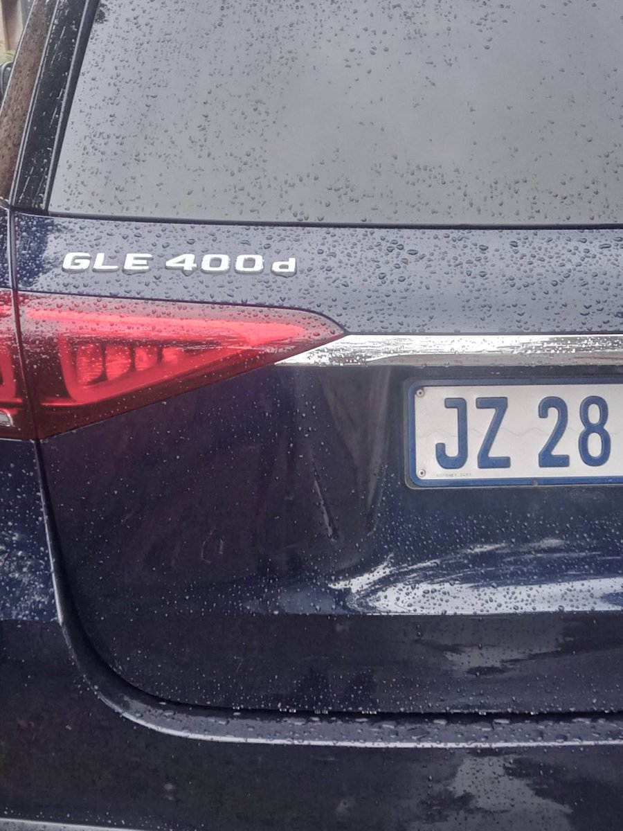 Am_Blujay's tweet photo. This car has been parked since yesterday morning up to today, we really don't know who left it there please share this it might be stolen somewhere. It is parked along the road in Hunter Street Bertrams https://t.co/mfZMIN4JVC