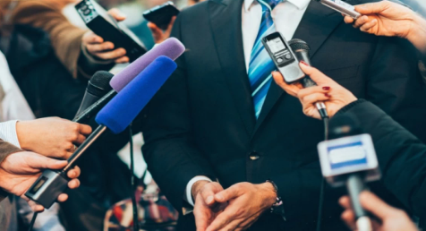 مسوّدة نظام حكومي تربط الناطق الإعلامي فنيا بالوزير ووزارة الاتصال الحكومي 