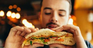 لماذا نشعر بالجوع خلال فصل الشتاء؟ 