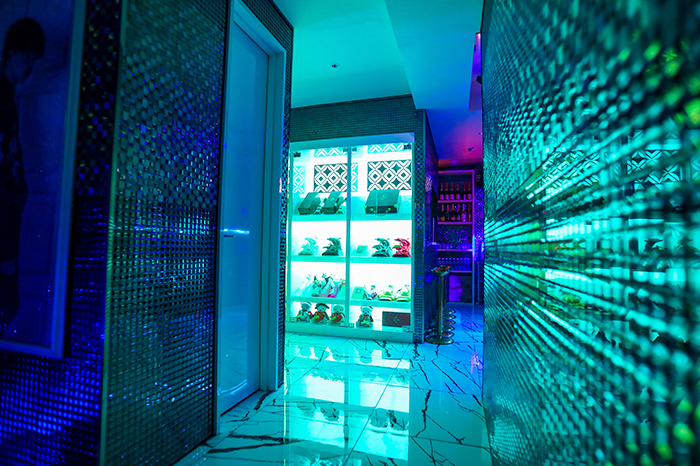 HOSUCHIKE's tweet image. ホスチケ新規掲載店を紹介するチケ🐰❣️

✨ 大阪キタ『GRAN（グラン）』 ✨
💎@clubgranzero

・店内キレイで居心地よすぎる✨
・イケメン系〜個性派まで幅広いチケ😎
・ワイワイ系で初回さんでも入りやすい❣️
・内勤さん優しくて安心感あるの嬉しいチケ🫶

しかも【昼から営業】してるの強い☀️🌙…