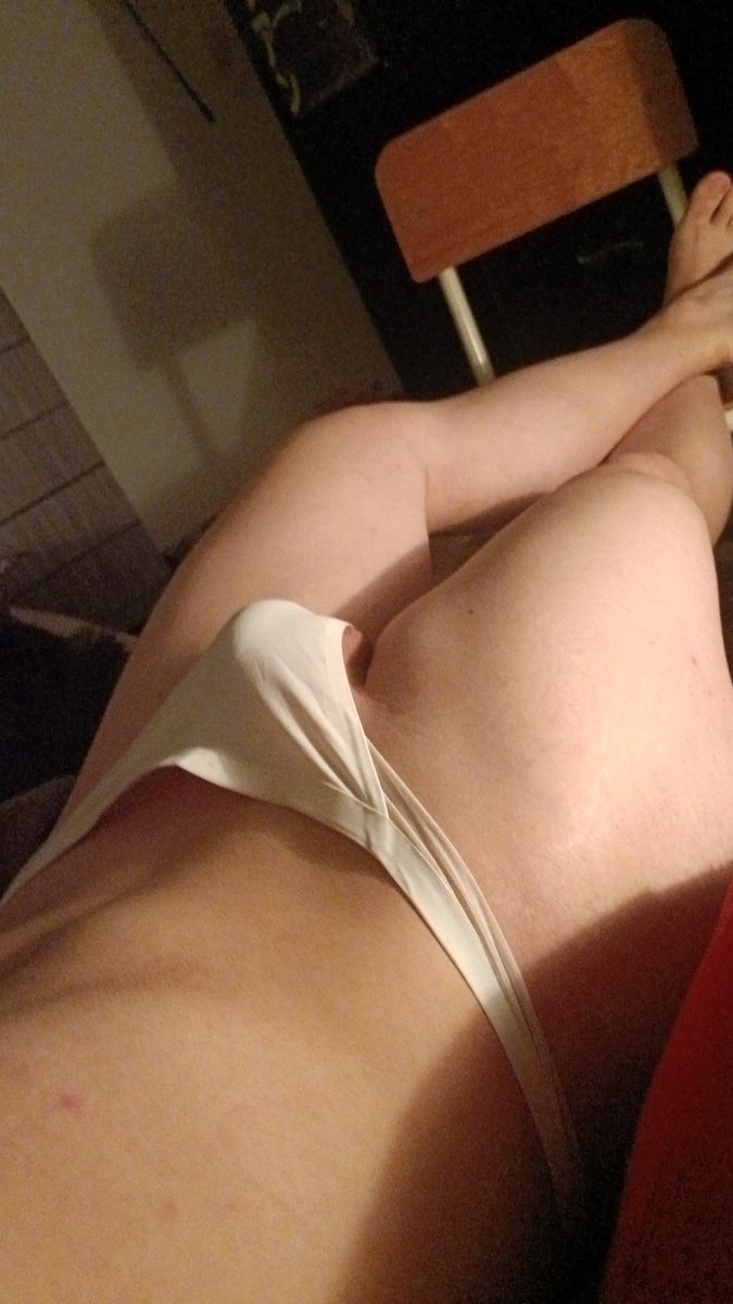 Ups se me paro un poquito 🫣 

👁️👄👁️🫶🏻🌃