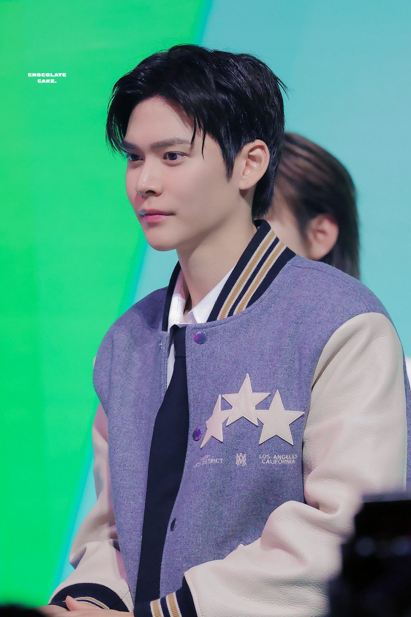 𝘾𝙝𝙤𝙘𝙤𝙡𝙖𝙩𝙚 𝙘𝙖𝙠𝙚. tweet media