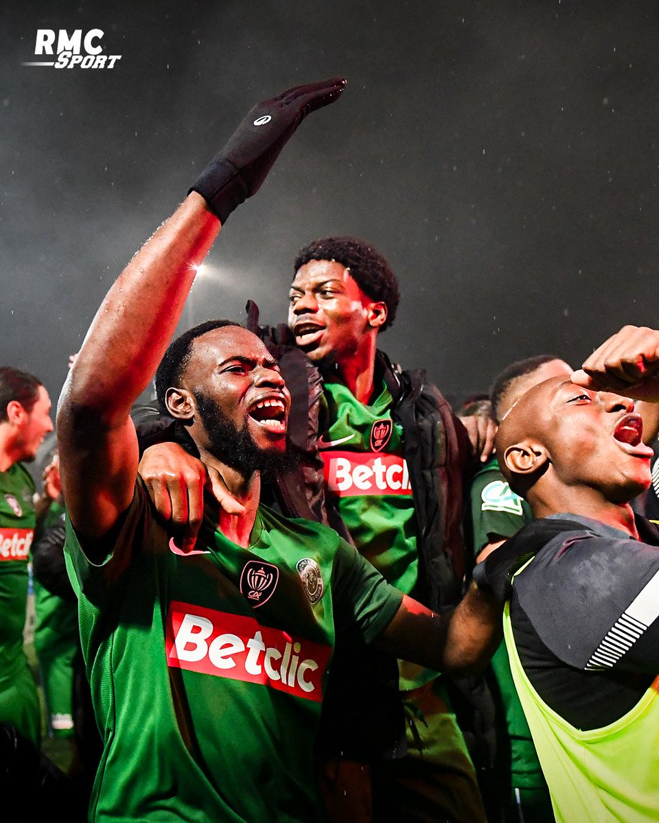 🇫🇷 Qualifié pour les 16es de Coupe de France, Montreuil (R1) voulait "choper l'OM, le PSG ou l'OL".

rmcsport.bfmtv.com/football/coupe…