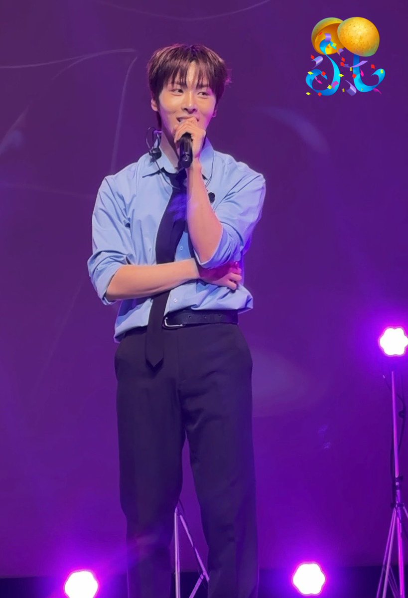 ElseUni's tweet image. ユジュン君誕生日おめでとう🎊
乗り遅れてしまった💦

ファンサ神対応なユジュン君

心も体も健康に過ごせますように♪良い一年を☘️

#오늘의감사_유준이존재해서감사해요
#OurWinterSunshineYoojun

 #BAE173 #YOOJUN #유준 #비에이이173