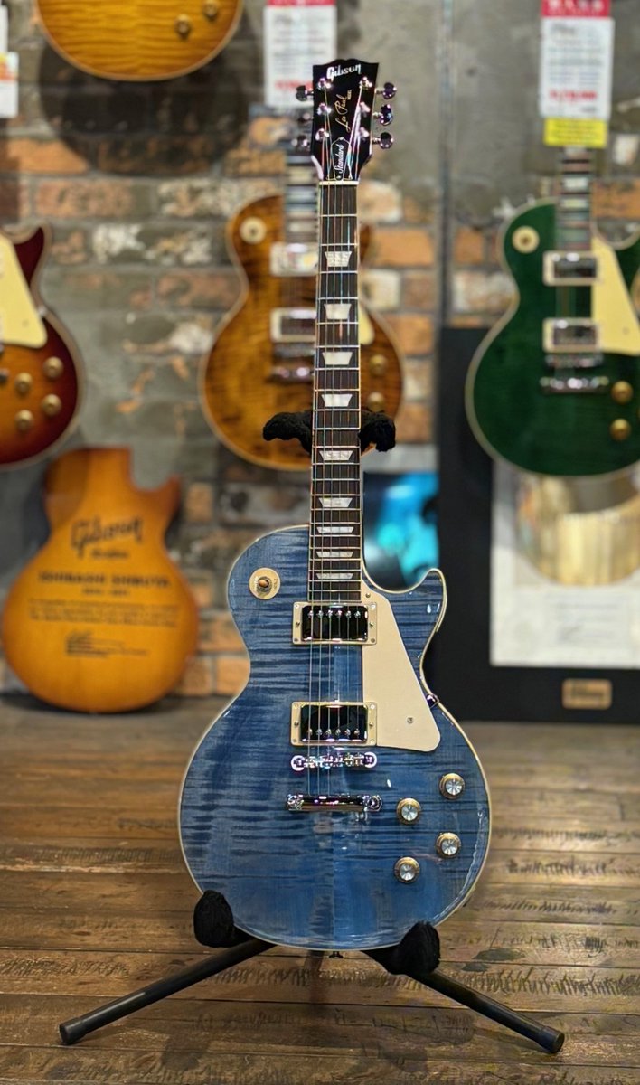 エレキフロア】 今回は綺麗な青を集めました！🎸 色も鮮やかで木目も