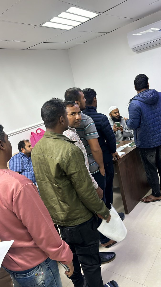 alblaghkw's tweet photo. البدء في استلام الجوازات للمقبولين في عمرة البلاغ (5) للجالية البنغالية
وجاري استكمال اجراءات بصمة دخول للمملكة العربية السعودية.

#الكويت #جمعية_البلاغ_المبين  #عمرة_البلاغ #التعريف_بالاسلام  #البلاغ_المبين #بلغني_الاسلام #كن_داعيا_للاسلام https://t.co/uH1BNQw0BT
