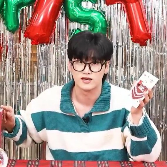 같은 옷 컨텐츠 개낌(