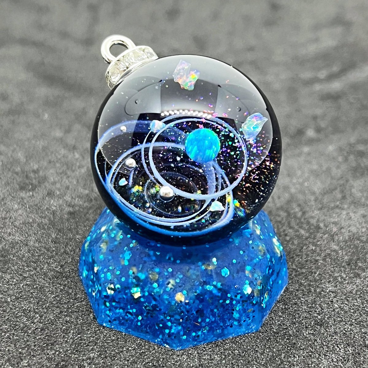 新作の宇宙玉🪐 #ハンドメイド #レジン #宇宙玉