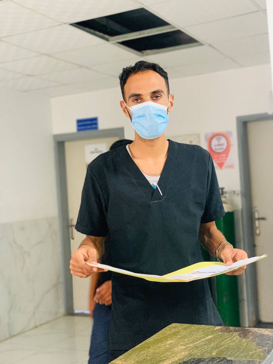 KhaledNash1993's tweet image. 22/12/1993
On my birthday,
the years do not pause to greet me;
they pass instead like an executioner, counting the blows.

Three years, and Gaza remains a stage of tragedy with no falling curtain:
tents in place of homes,
siege instead of horizons,
and war devouring knowledge and…