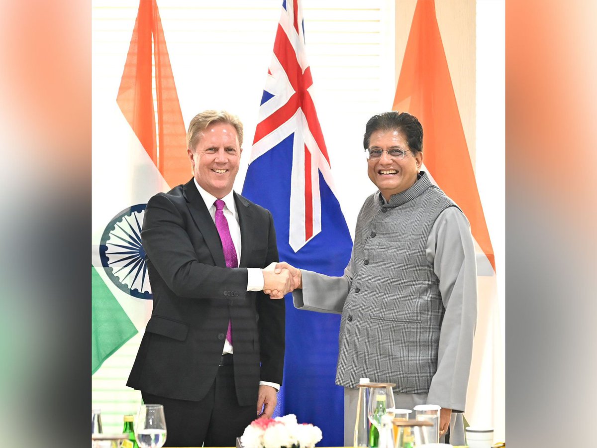 ani_digital's tweet image. "Forward looking agreement, will allow students 2 year work visa," Piyush Goyal on FTA with New Zealand

Read @ANI Story | aninews.in/news/business/… 

#IndiaNewZealand #WorkVisa #PiyushGoyal