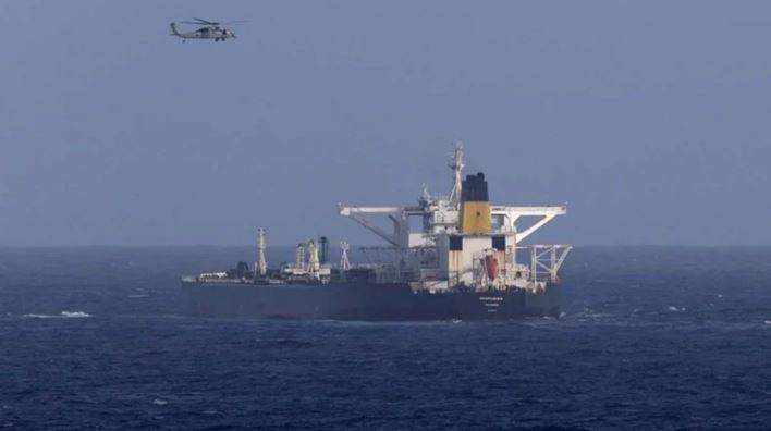 واشنطن تطارد ناقلة نفط ثالثة في البحر الكاريبي - بعد احتجاز خفر السواحل الأمريكي ناقلة نفط قبالة سواحل #فنزويلا 