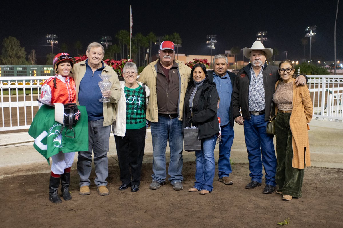 losalracing's tweet image. It's an early Christmas present for the connections of $158,000 Southern California Derby winner Shaken Goin On. Congratulations to owner James Sills, Justine Klaiber, Eddie Willis and Abel Flores on the victory. Shaken Goin On finishes the year with four stakes wins at Los Al.