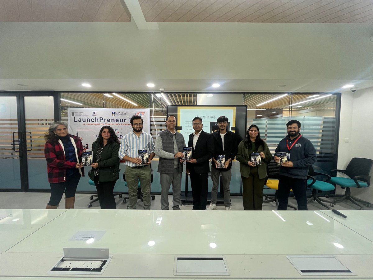 BlockchainChari's tweet photo. 📚 Exciting News! Satoshi Rediginified by Amit Garg, Director &amp; CEO of Charioteer Blockchain and AI Solutions, is now launched at Sharda University, Greater Noida #SatoshiRediginified #BlockchainBook #CharioteerBlockchain #AIandBlockchain #ShardaUniversity #GreaterNoida https://t.co/Xku2bwUP90
