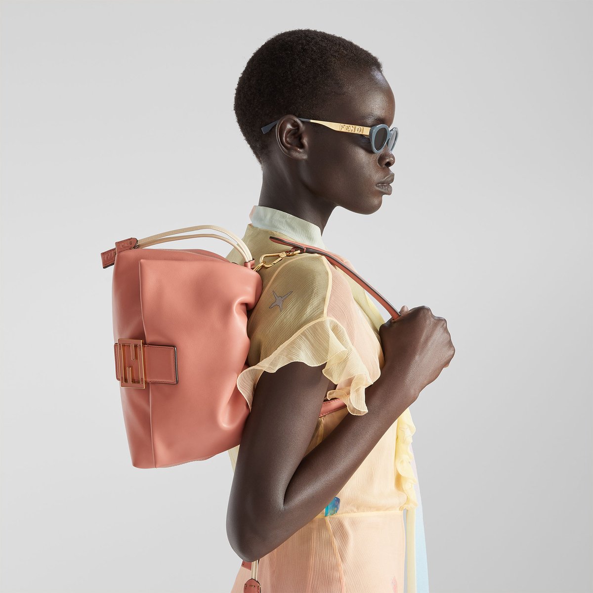 春夏プレコレクションの先行予約がスタートいたしました。 タイムレス