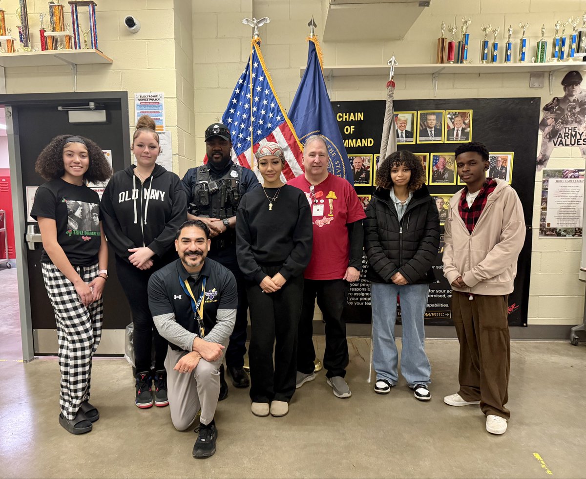 OPDNightLife's tweet photo. PNL Ofc. McNichol education young drivers from NW High School about the dangers of distracted driving.   Retired PNL Ofc. Matthew Kelly getting a look at the PNL units updated presentation.  Thanks for having us Ofc Kelly and NW High School. https://t.co/nz625IrNy5