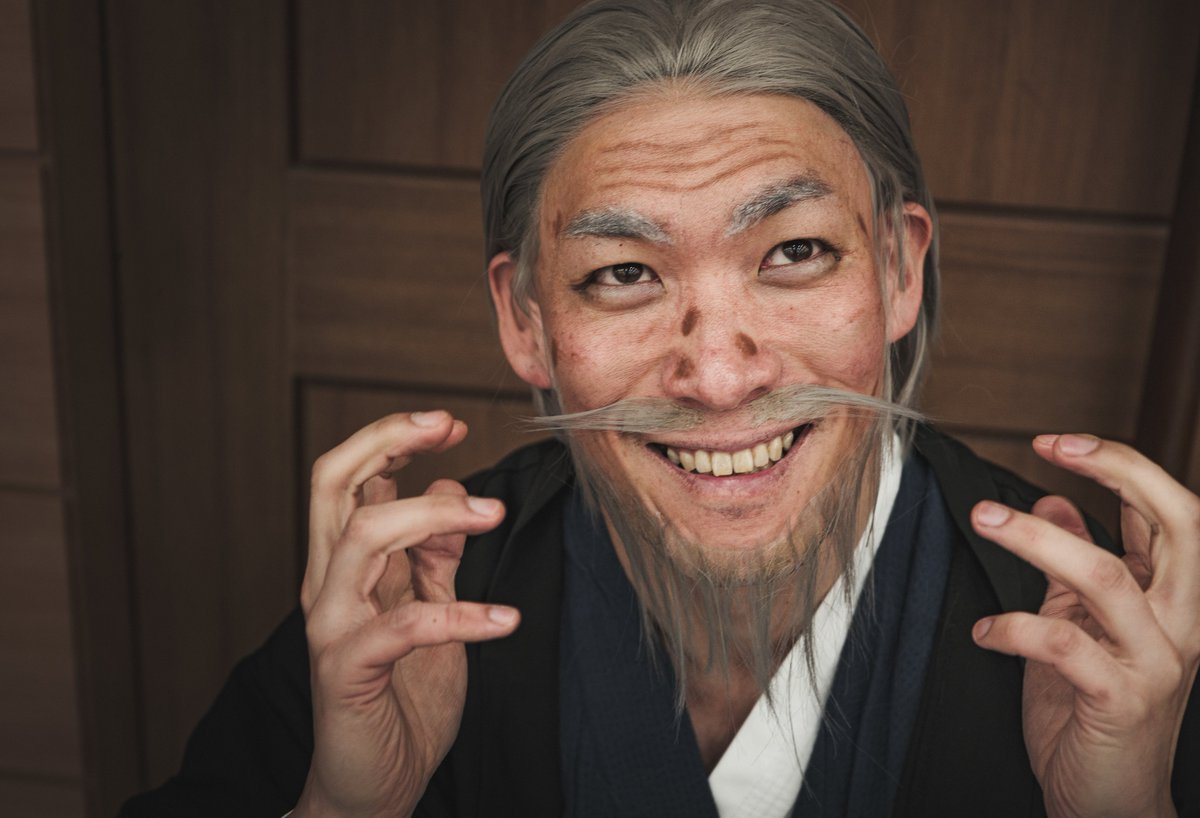 #賭博黙示録カイジ #兵藤和尊

완전 돌았군...! 대체 왜 하는 걸까...? 그야말로 파멸로 이어지는 어리석은 짓...
도박을!